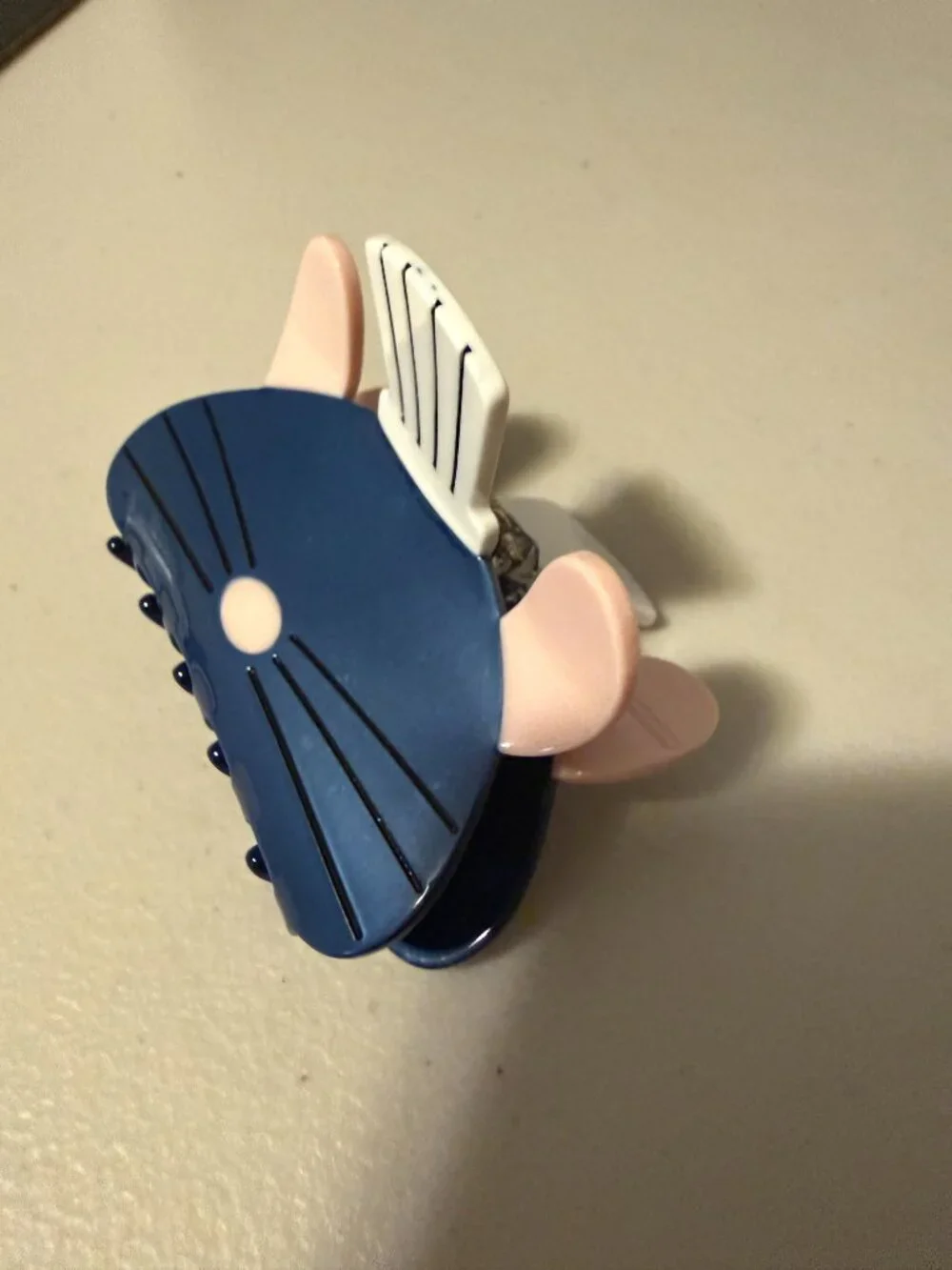Disney ratatouille claw